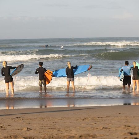 Zentiga Surf Hostel 캉구 외부 사진